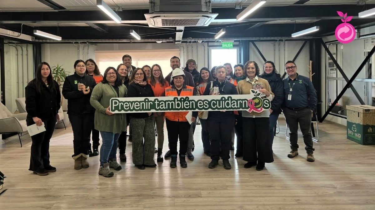 Grupo Lampa realizó charla sobre prevención del Cáncer de Mama